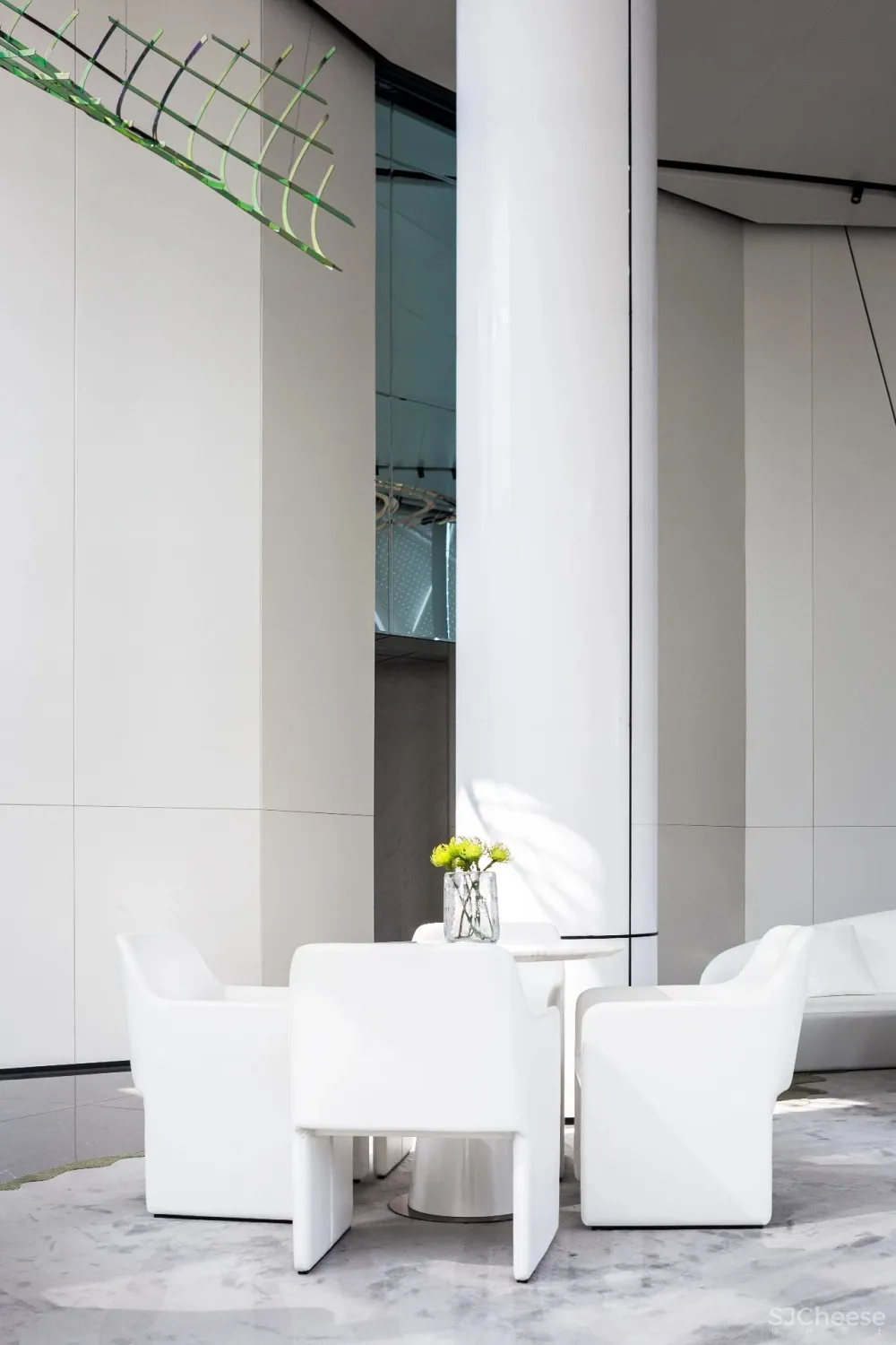 熊灿×乌鲁木齐熙岸地产中心:自由的空间,应拥有纯净的灵魂