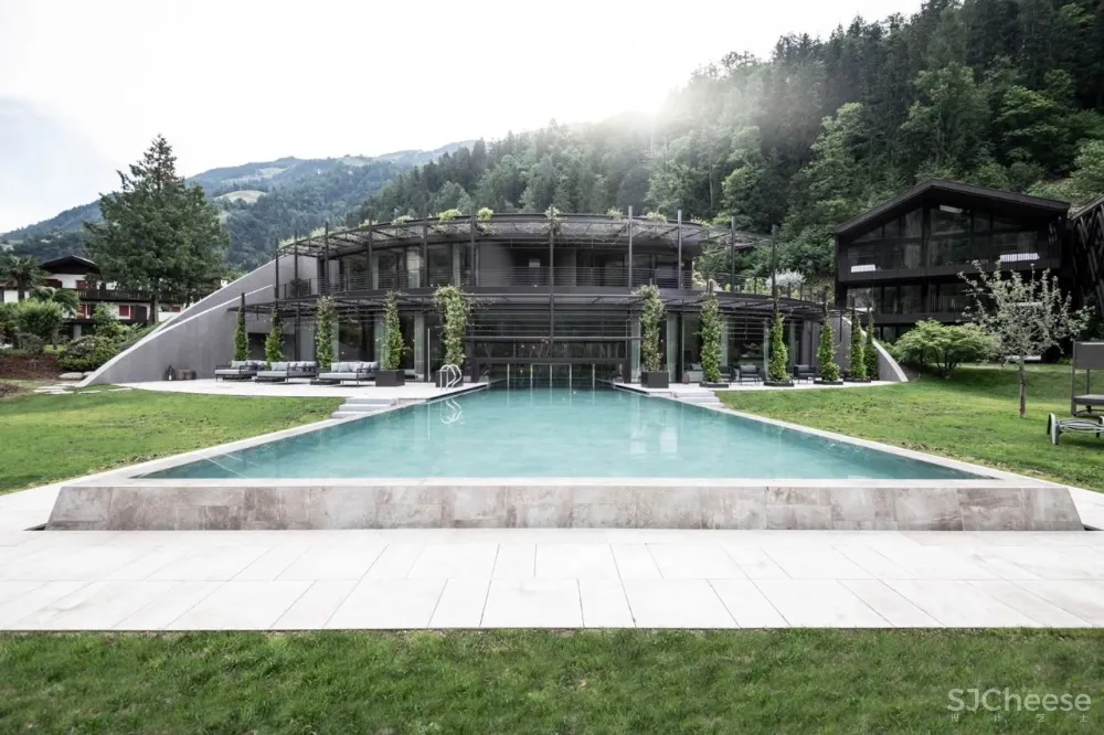 酒店往“土”里玩,设计向高处走!于山野中盛放的苹果园竟也成为了最佳的度假胜地