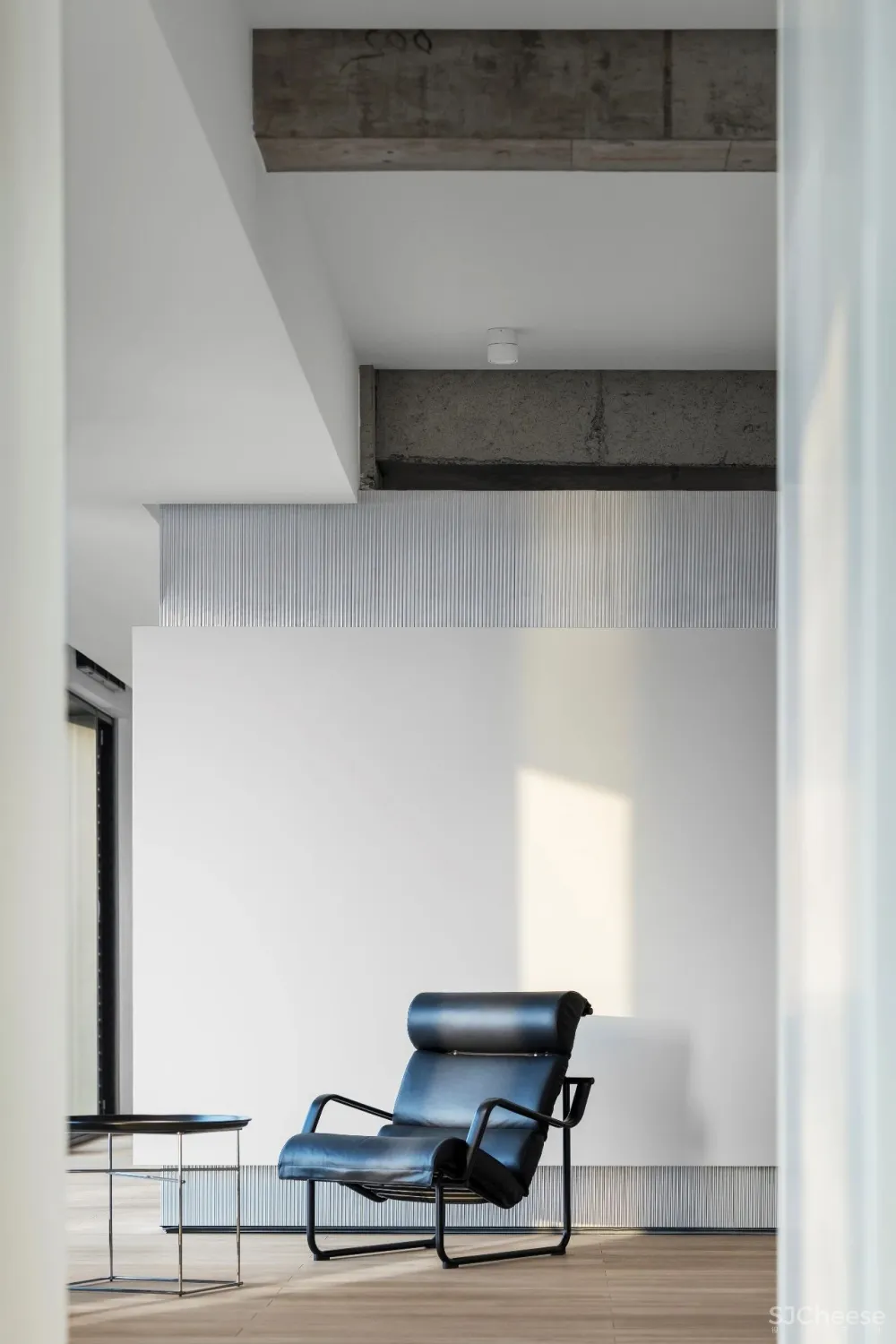 佳作 万境设计 × 凌笛OFFICE:极简办公空间的场所精神