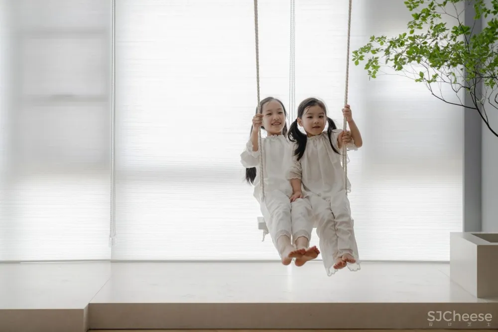 成都两娃之家,溜滑梯、荡秋千,150㎡里好玩、功能、收纳,每样都很强大!