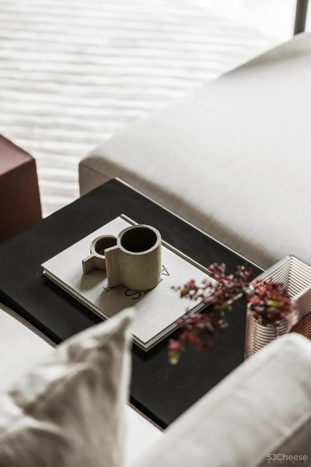 清新疗愈的180㎡叠拼住宅，满足一切对家的爱与幻想