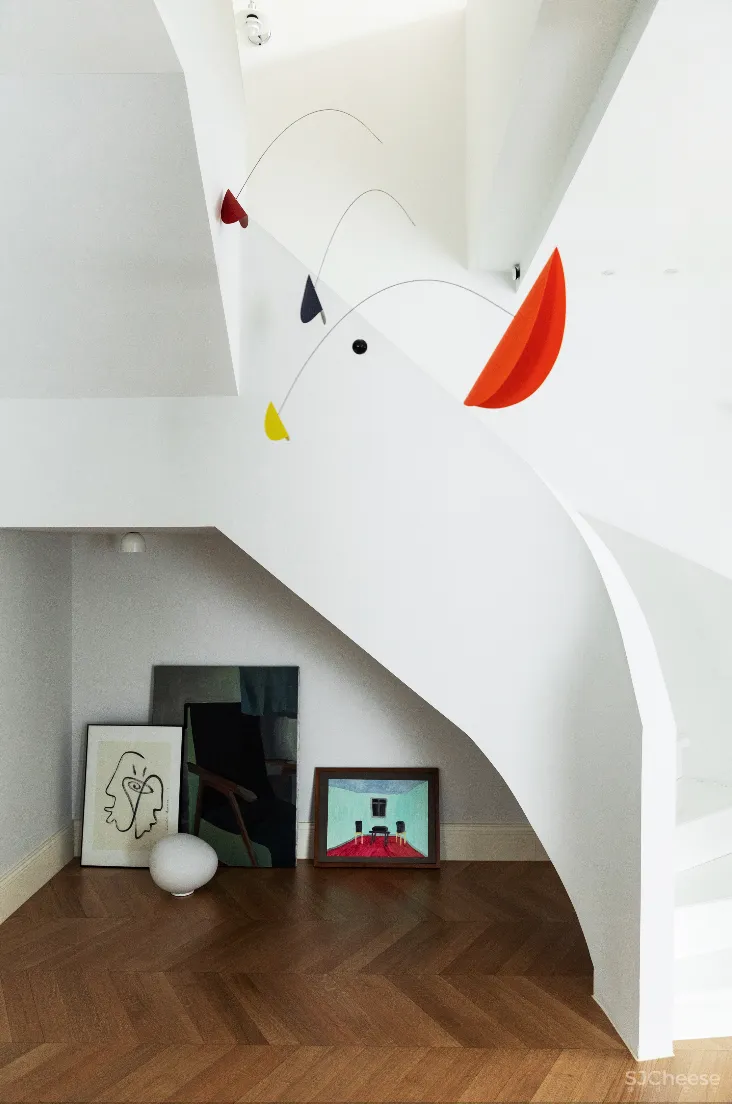 去别墅风装修,这个300㎡美得清新脱俗