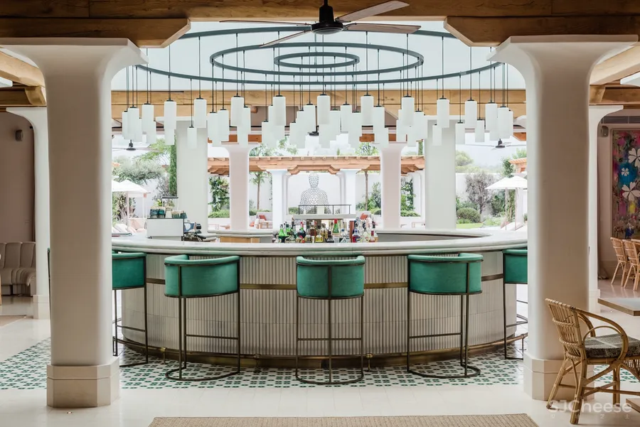 18个建筑大师,在一座岛上设计了50栋私人别墅,耗资28亿,原来融入自然才是真正的奢华