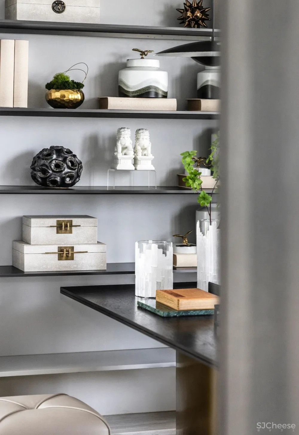 KOYI柯翊:点睛孔雀蓝,演绎现代简约家居轻奢范