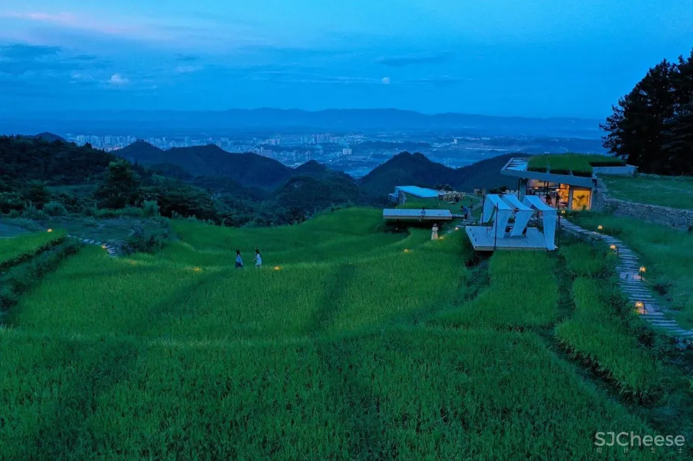 比清迈更清凉的同款田园生活!告别高温,不用防晒没有蚊虫,睡入云端的稻田之上!