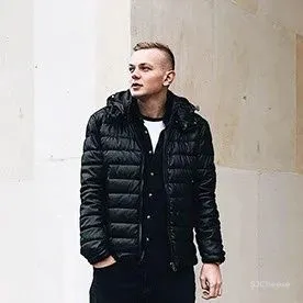 玩好这些材质混搭,“中性气质”轻松带回家!