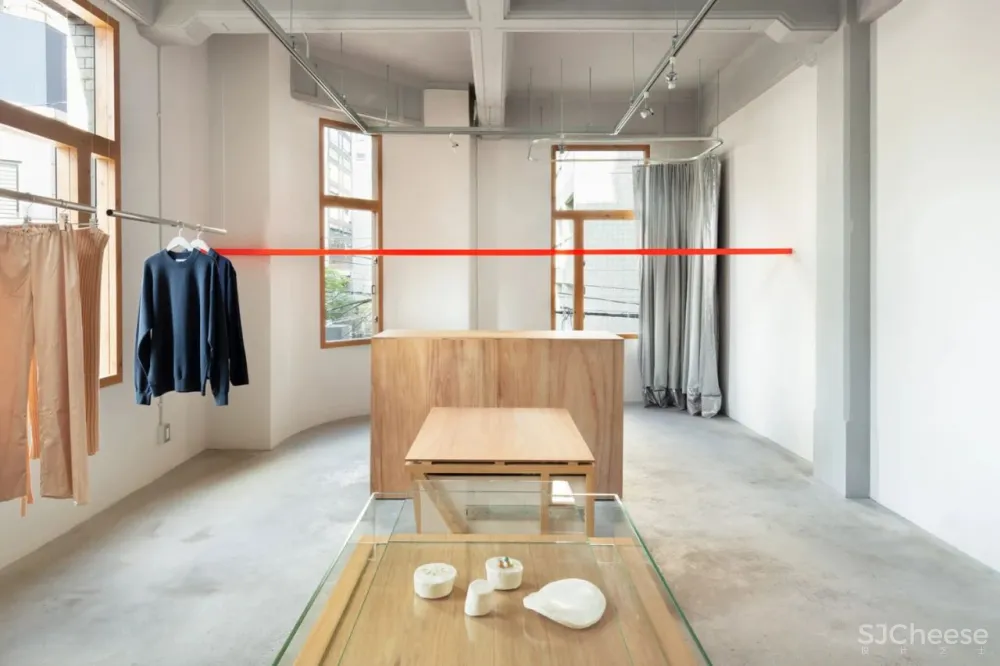 I SEE ALL Fashion Boutique in Osaka by Yusuke Seki.