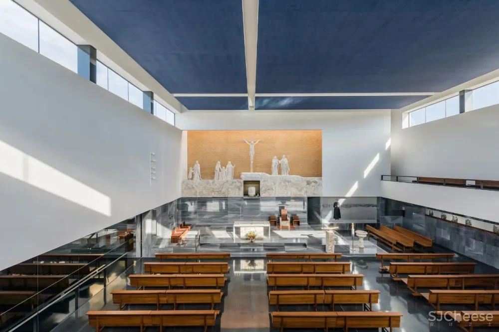 Churches丨灵魂的救赎所