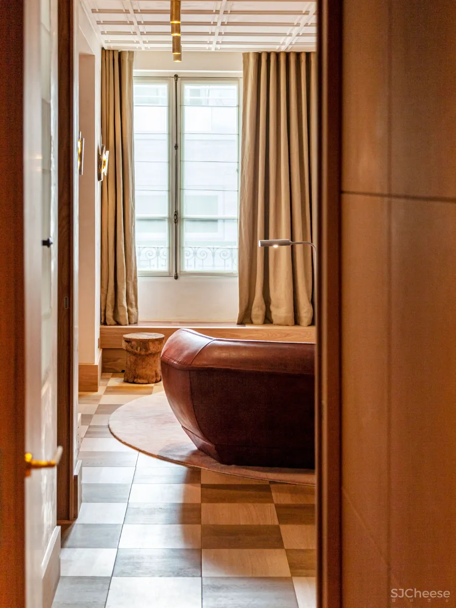 看腻了极简设计，丰富的材质细部更让人心动！