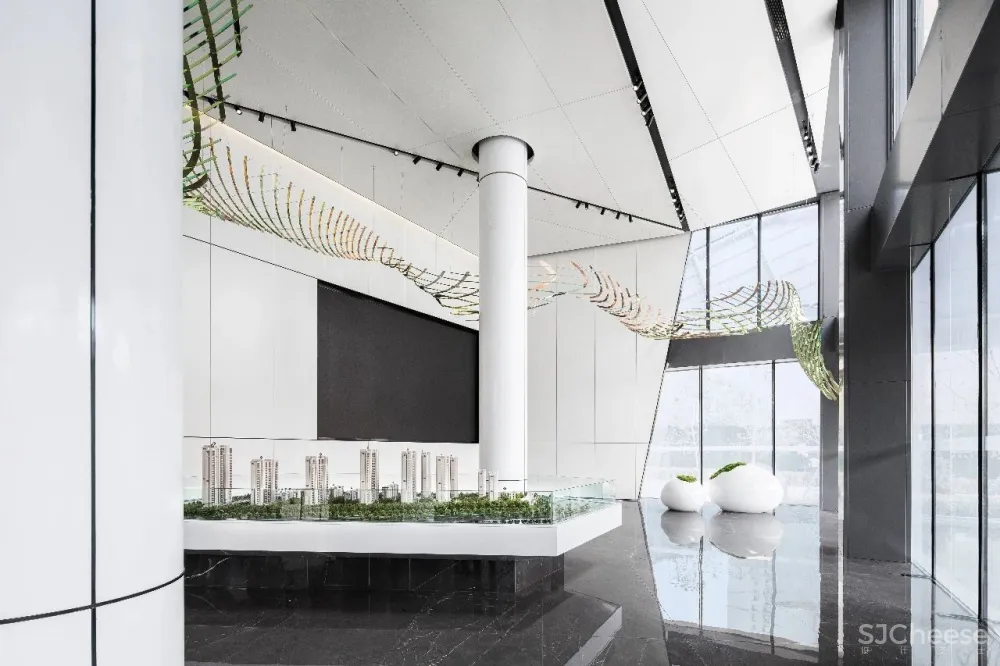 熊灿×乌鲁木齐熙岸地产中心:自由的空间,应拥有纯净的灵魂