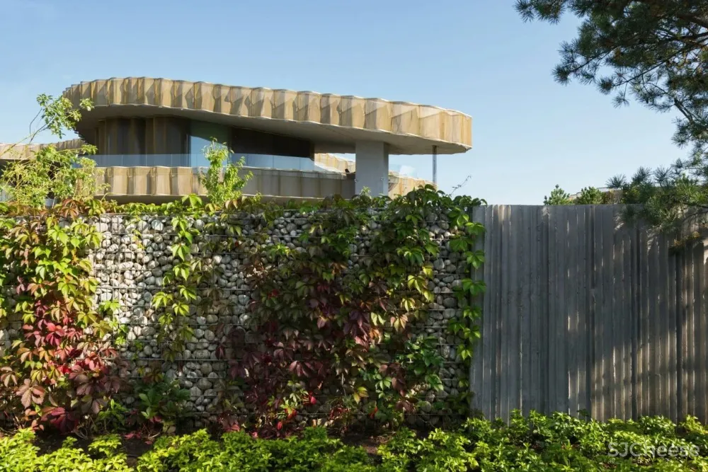 5300m² 农村超级豪宅,将家打造成生态游乐园,还自带足球场!