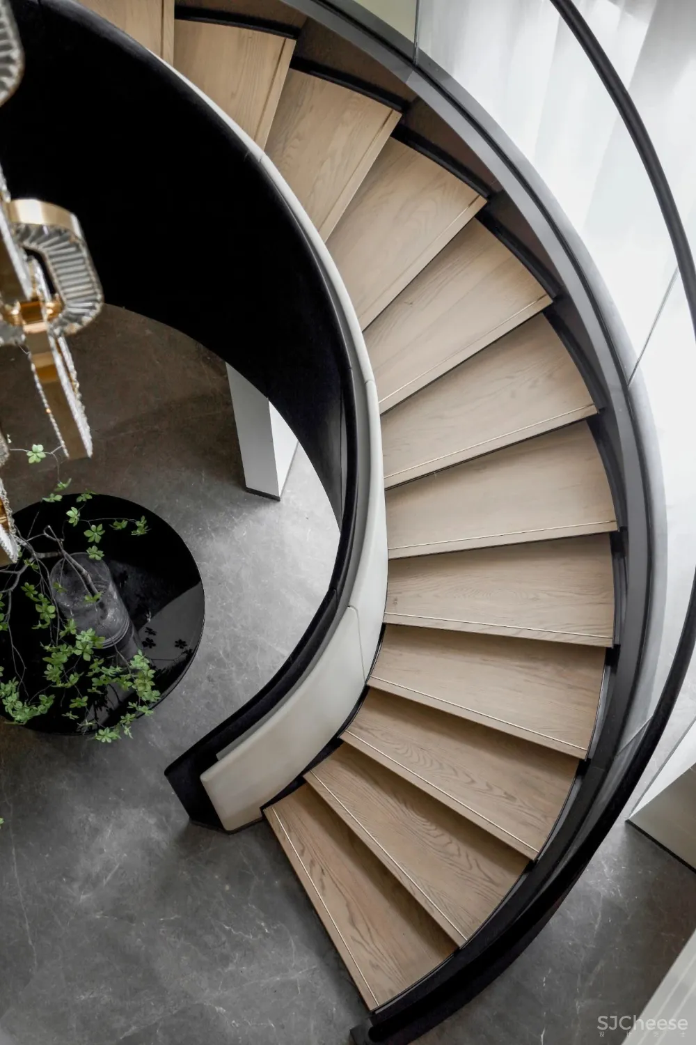 617㎡顶层艺术美宅，尽享无敌极奢海景！