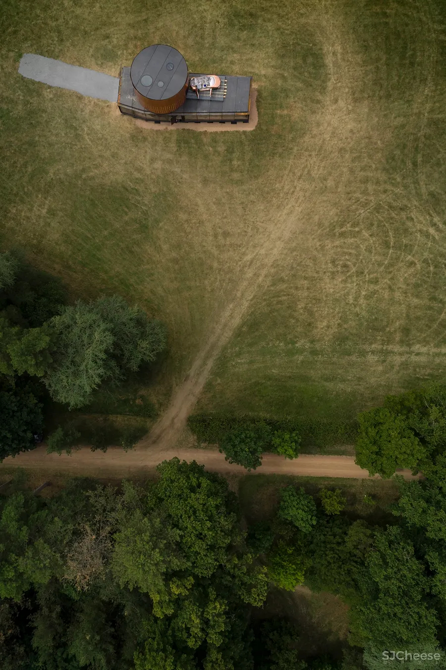 别墅这样设计,车库都省了!