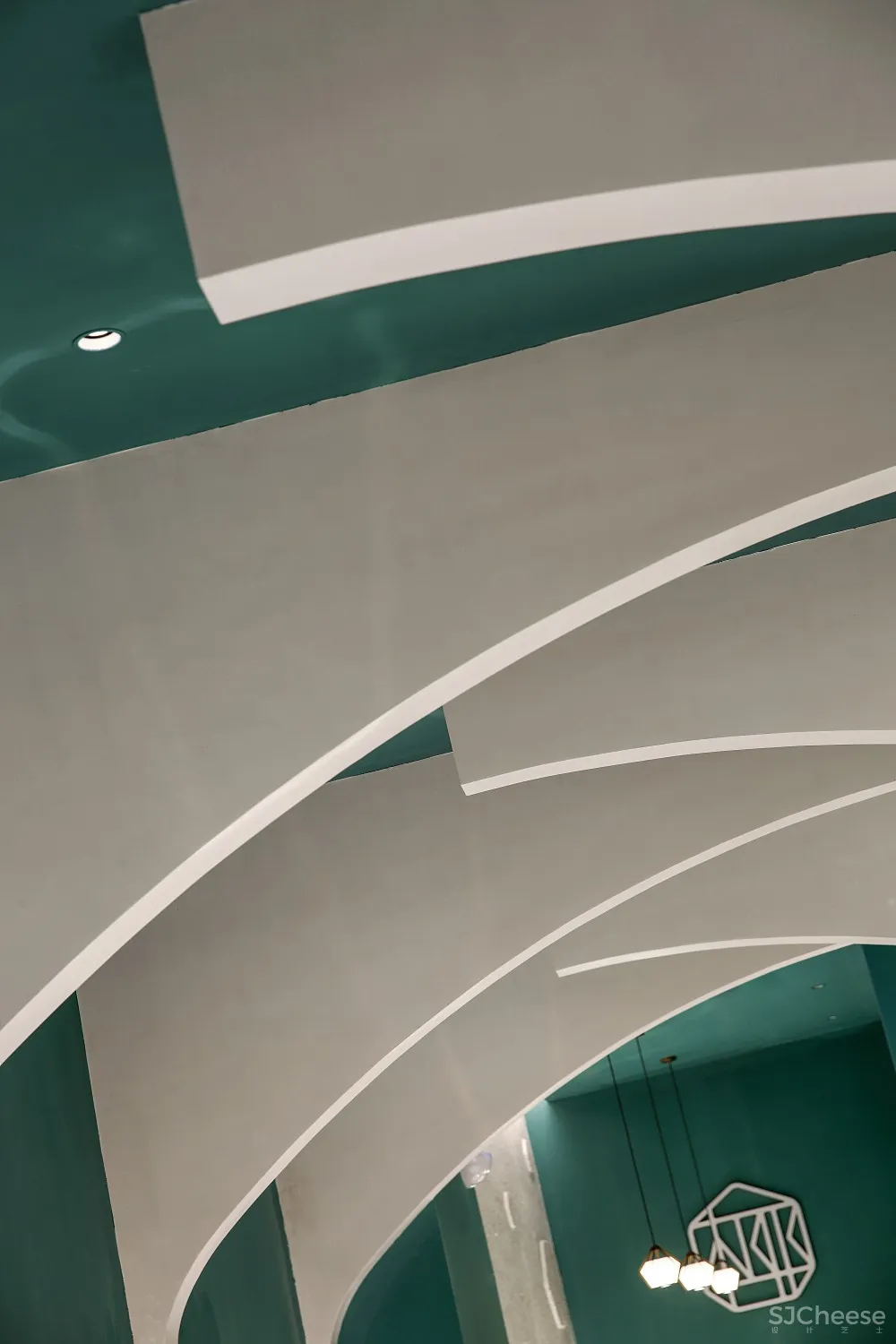 椰客:相约椰树下,走进椰壳里,你就会那个眼里放光的人