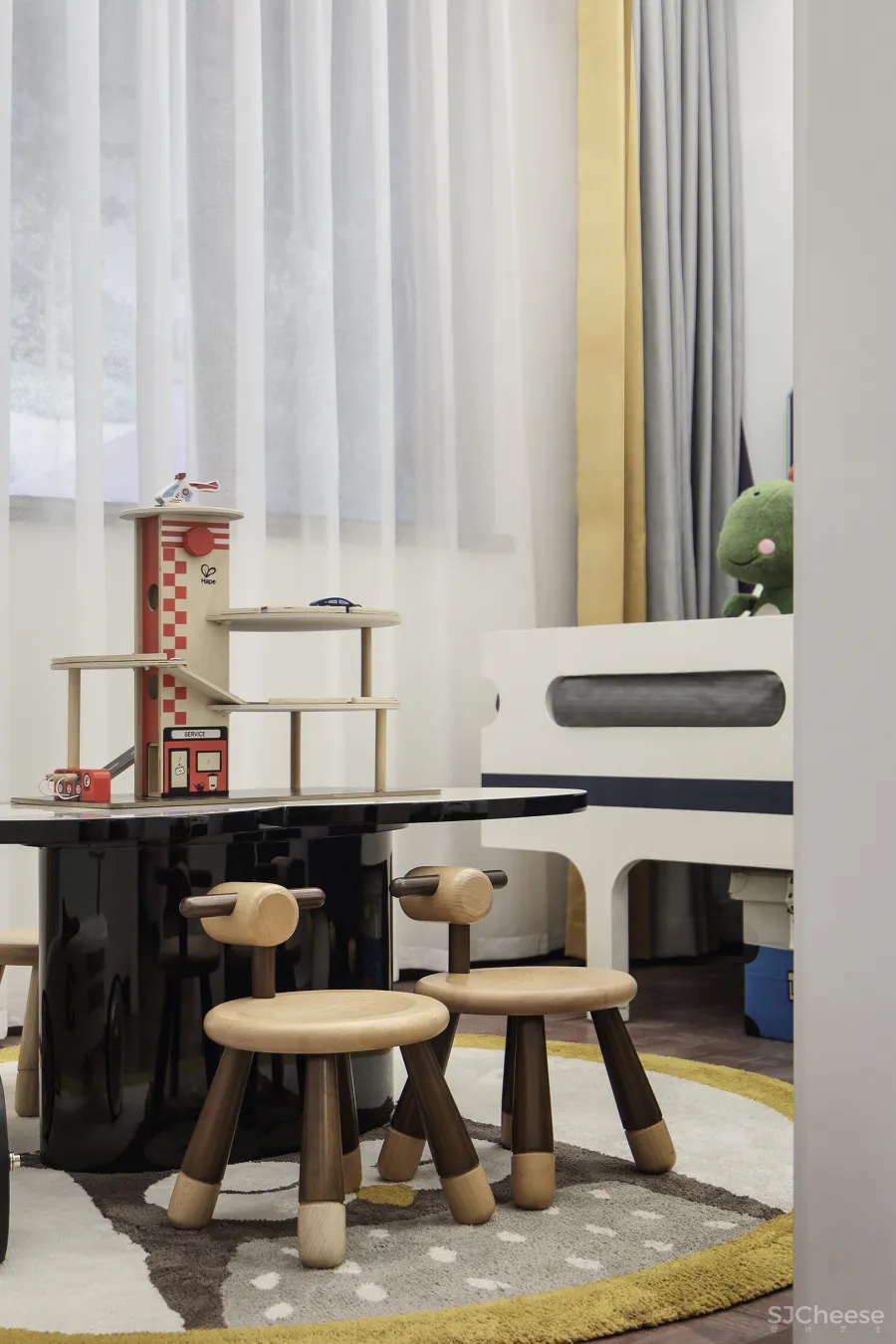 地产“降本增效”下的低成本样板间尝试丨上海岳蒙