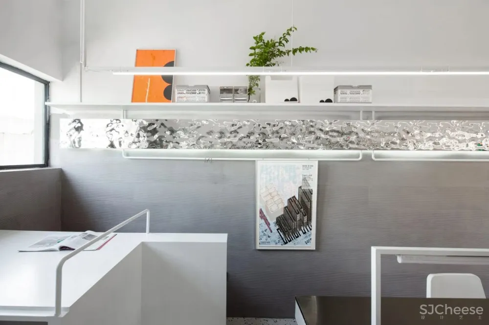 离宅半米 30平的工作室装12人,有植被还能办沙龙?