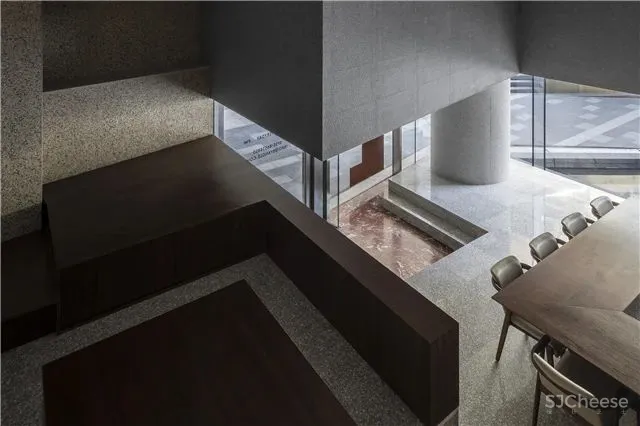 气氛很到位-如何看待当代先锋与本土创新 ！