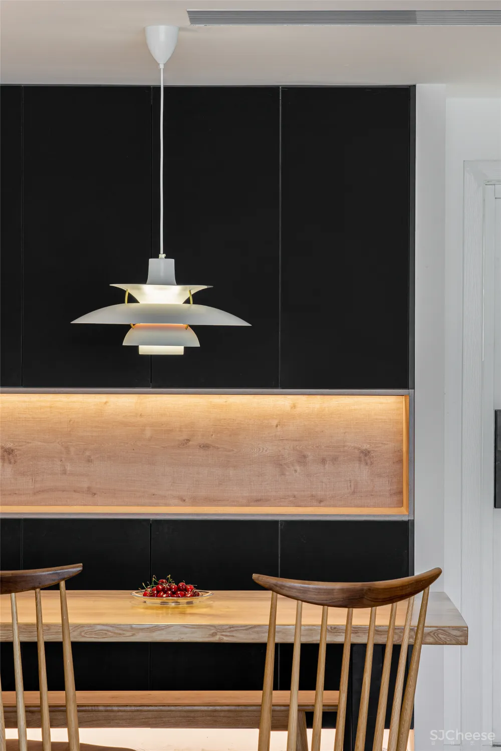 89㎡ 两室两卫，简约的复古设计爱了爱了!