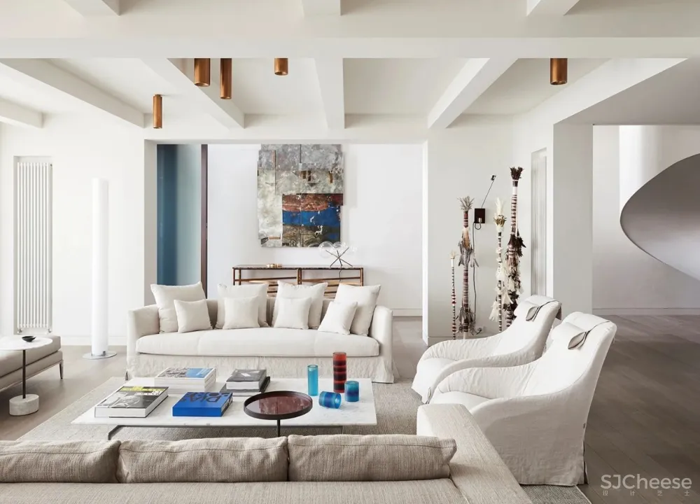 诗意般的旋转空间