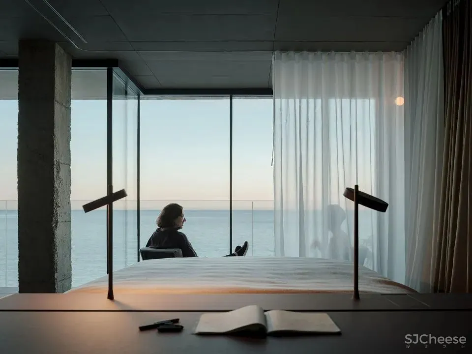 框住海景 - 看向大海的住宅