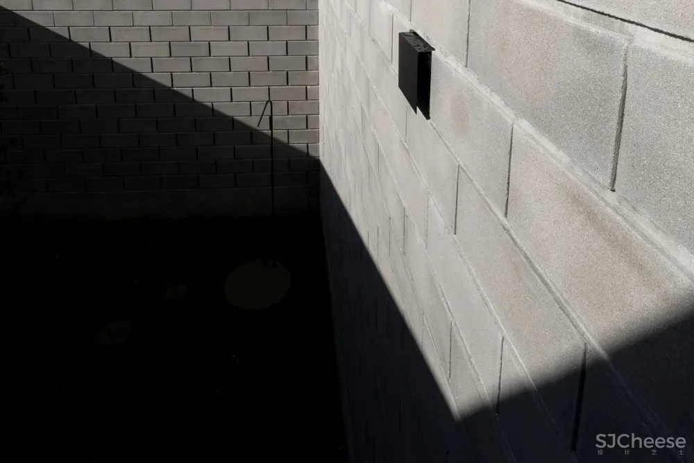 一个有生命力的居住容器 破碎之家 NPS Arquitectos