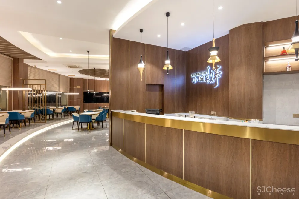 朗生 | 小城故事餐厅