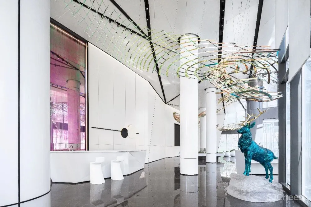 熊灿×乌鲁木齐熙岸地产中心:自由的空间,应拥有纯净的灵魂