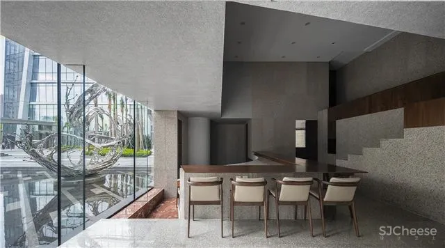 气氛很到位-如何看待当代先锋与本土创新 ！