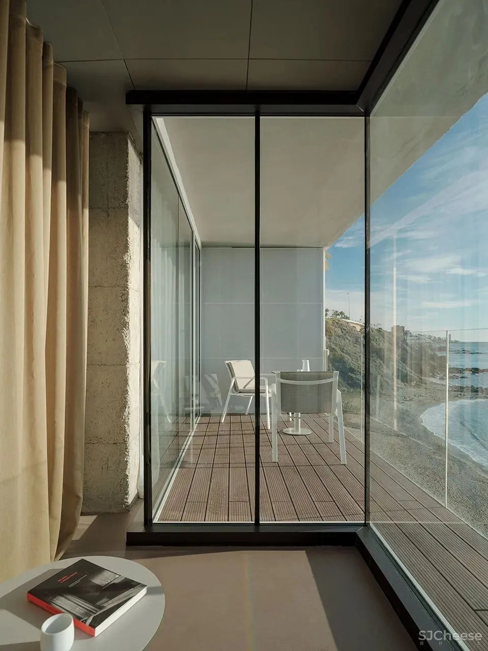 框住海景 - 看向大海的住宅