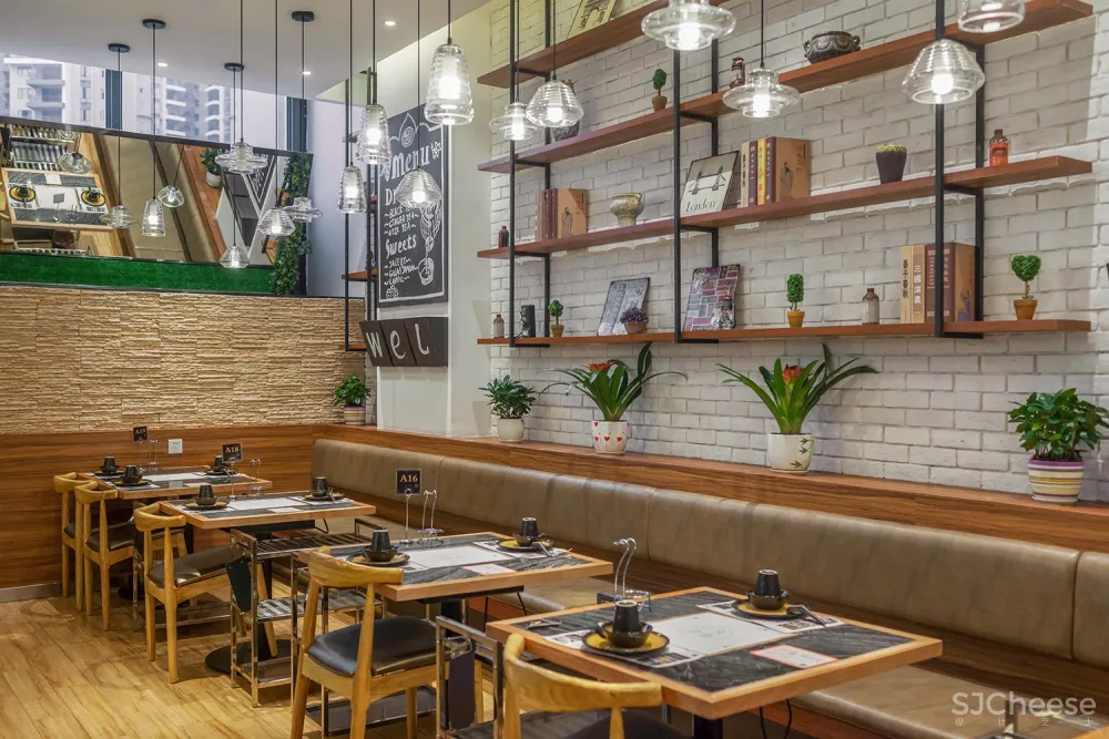 蒙古主题餐厅设计出清新草原风,“一米金脊”羊蝎子火锅餐厅