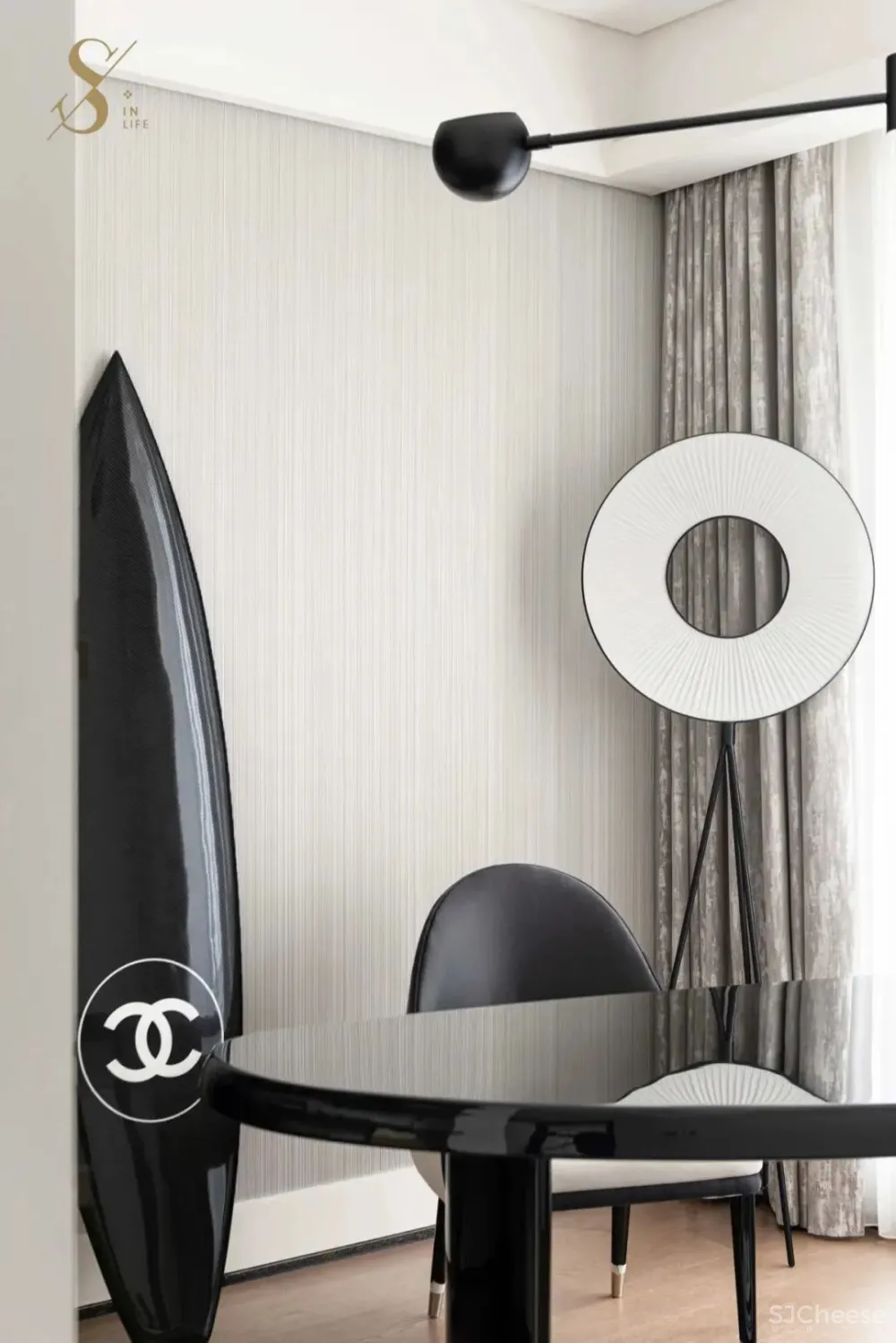 柳岸晓风顶楼跃层，精致无边，家是居者的精神延伸 s