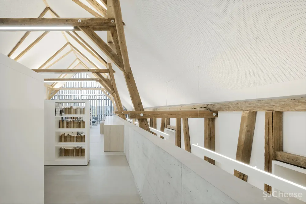 谷仓再利用 Kressbronn图书馆 Steimle Architekten BDA