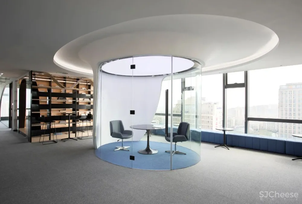 极简 留白,打造轻盈通透的活力空间!