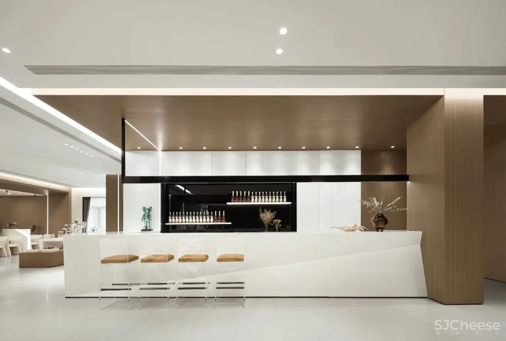 突破传统的简约质朴,用艺术呈现真实!