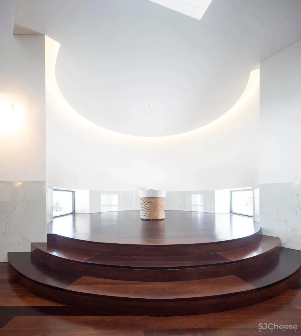 Churches丨灵魂的救赎所