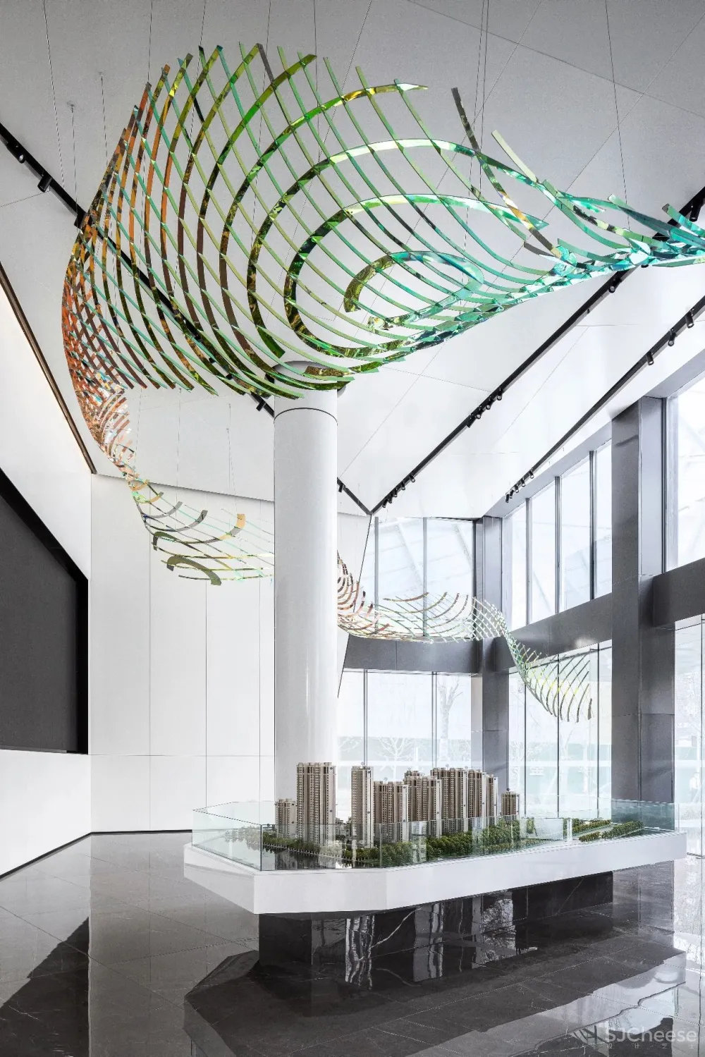 熊灿×乌鲁木齐熙岸地产中心:自由的空间,应拥有纯净的灵魂