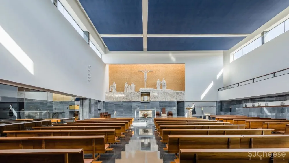 Churches丨灵魂的救赎所