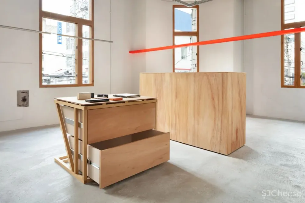 I SEE ALL Fashion Boutique in Osaka by Yusuke Seki.