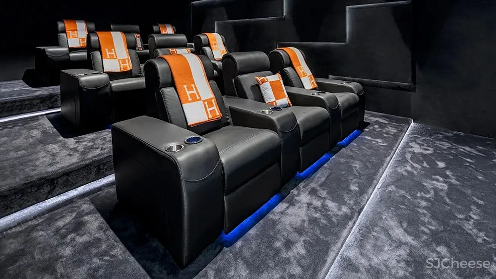 迪拜最昂贵的别墅，还送法拉利和劳斯莱斯！