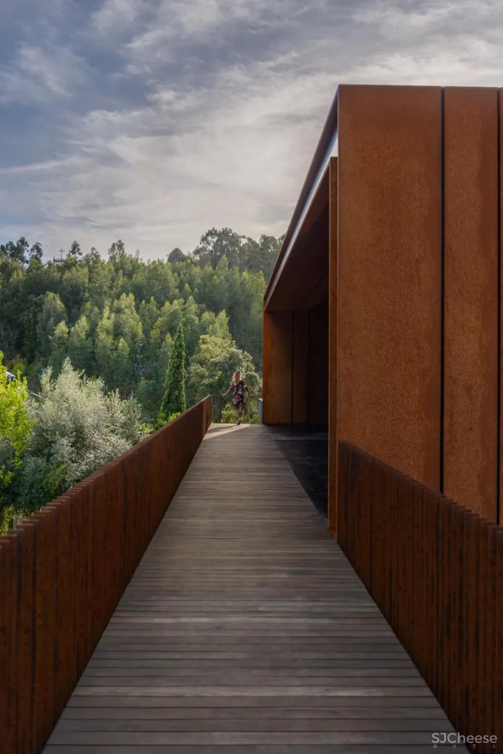 MMV arquitectos丨悬浮的盒子，葡萄牙