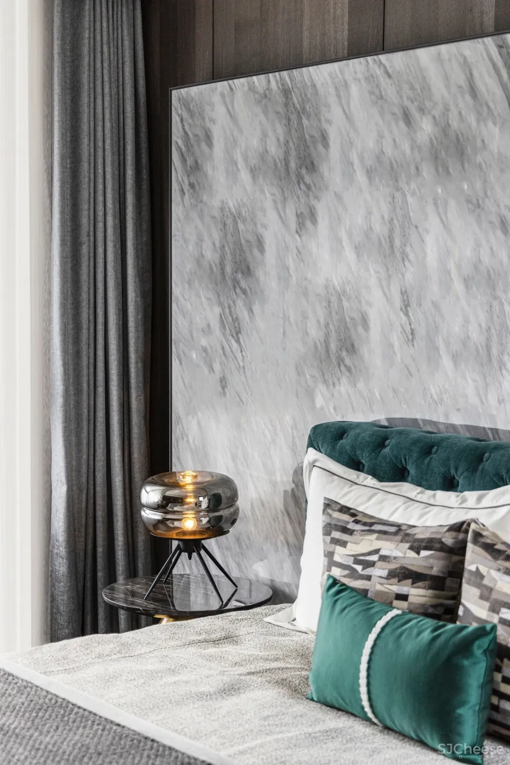 KOYI柯翊:点睛孔雀蓝,演绎现代简约家居轻奢范