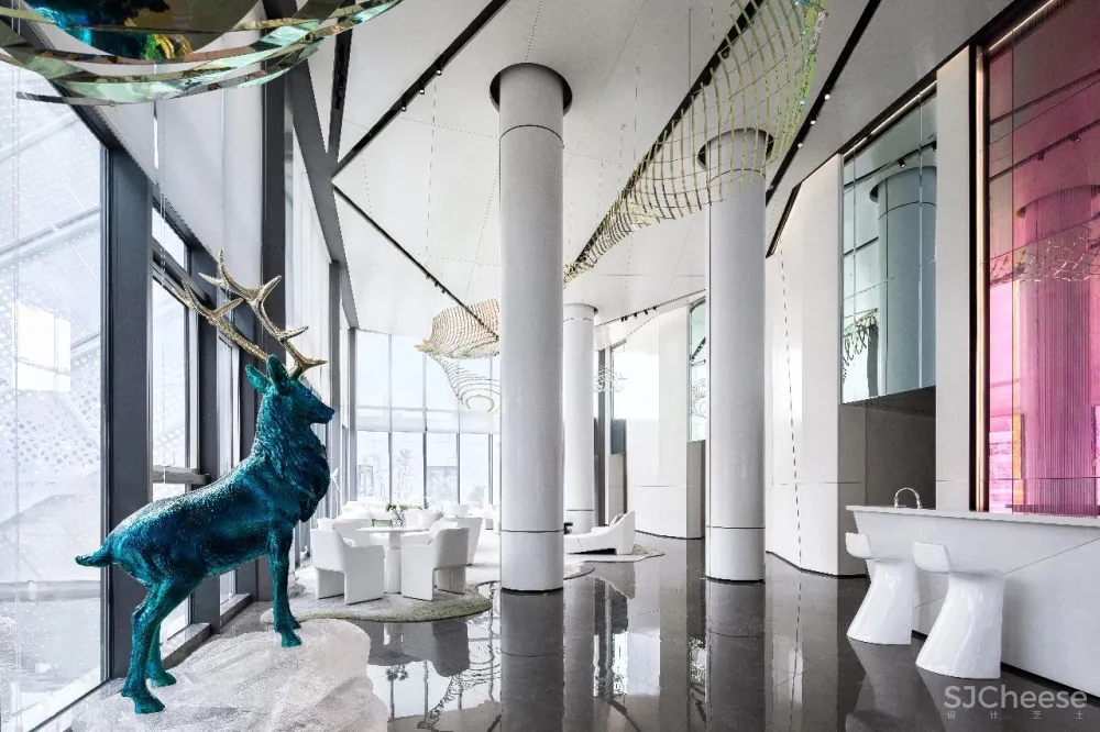 熊灿×乌鲁木齐熙岸地产中心:自由的空间,应拥有纯净的灵魂