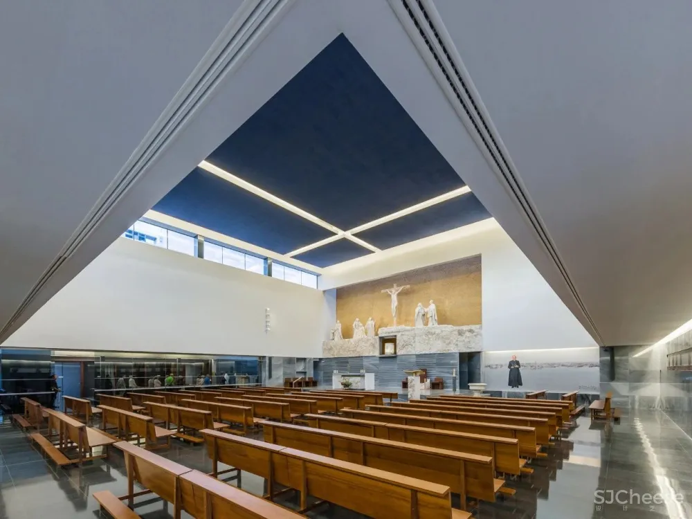 Churches丨灵魂的救赎所