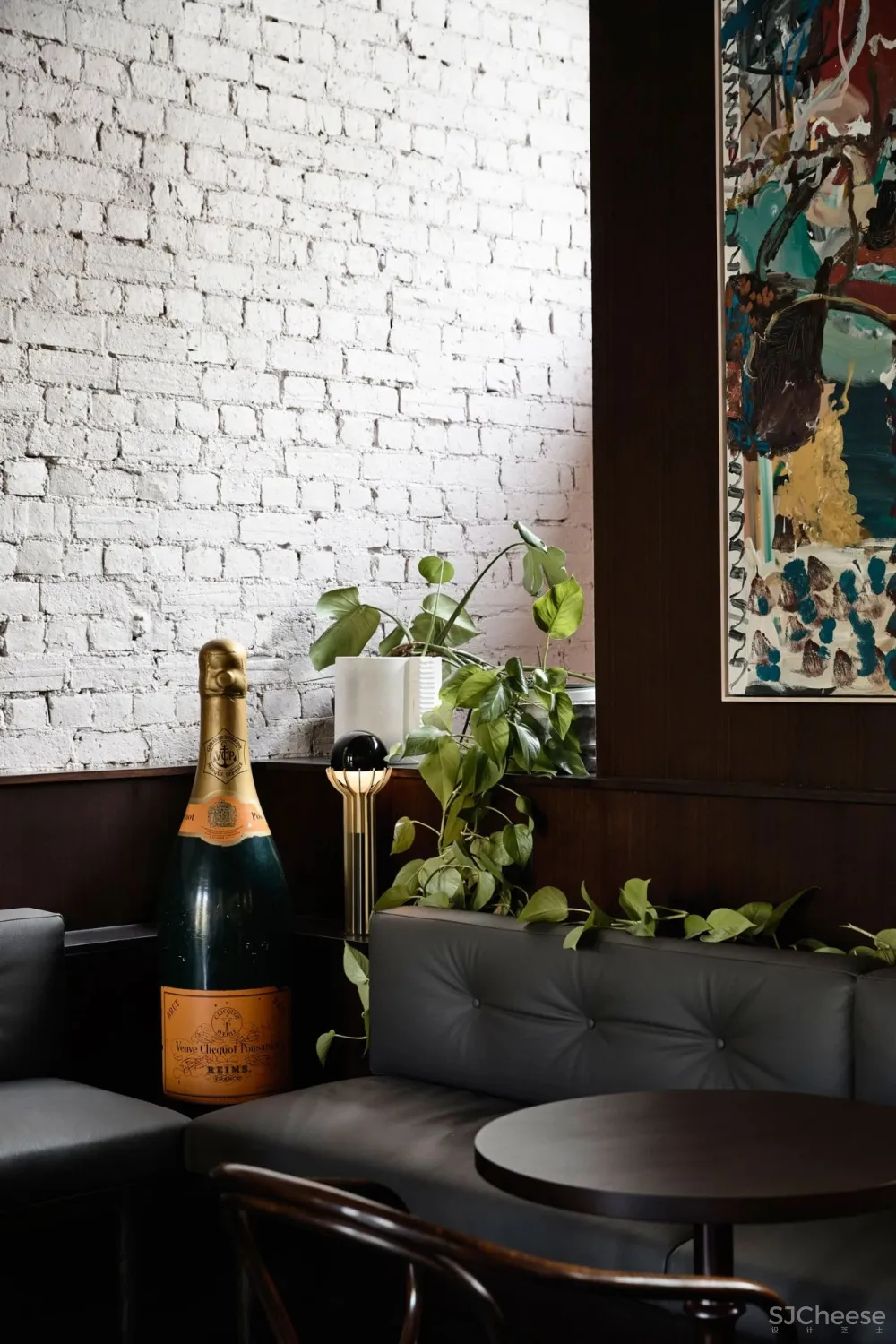 Poodle Bar and Bistro in Melbourne by Bergman - Co.