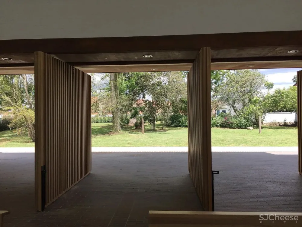 Churches丨灵魂的救赎所