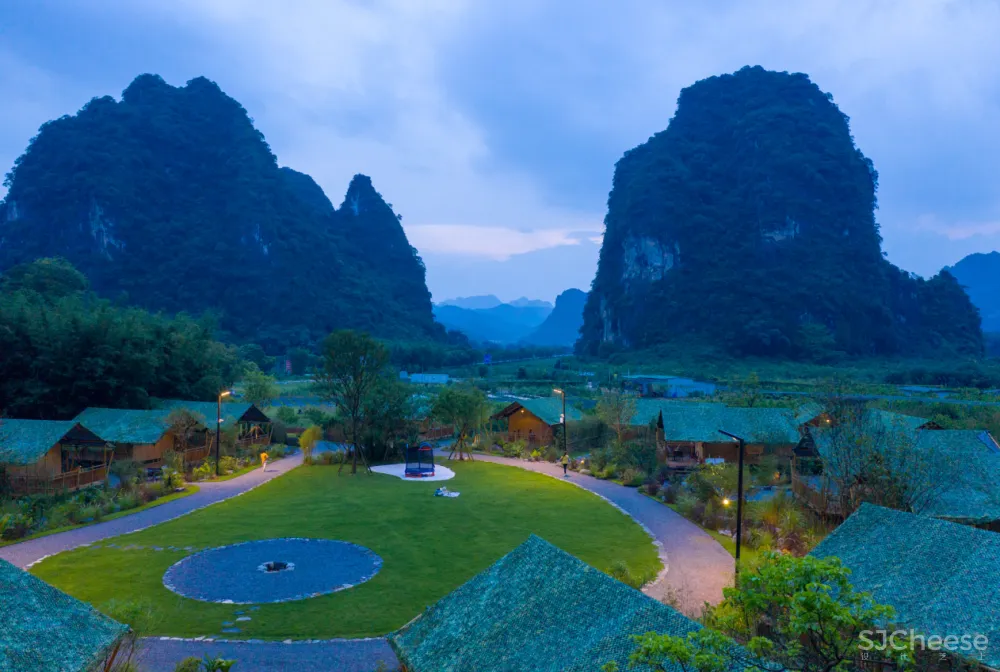 艺术旅呈 STAYCATION·解锁城中假日时髦新玩法