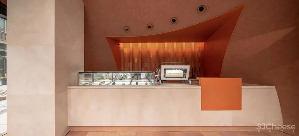 火山石 红砖,47㎡球形空间的暧昧与冲突!