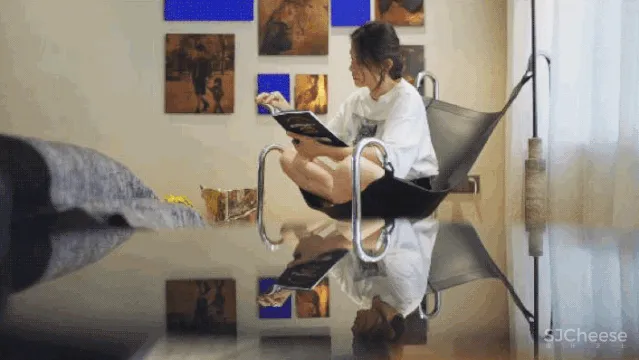 中产夫妇上海啃青菜,老家买豪宅:打飞的也要回去找快乐