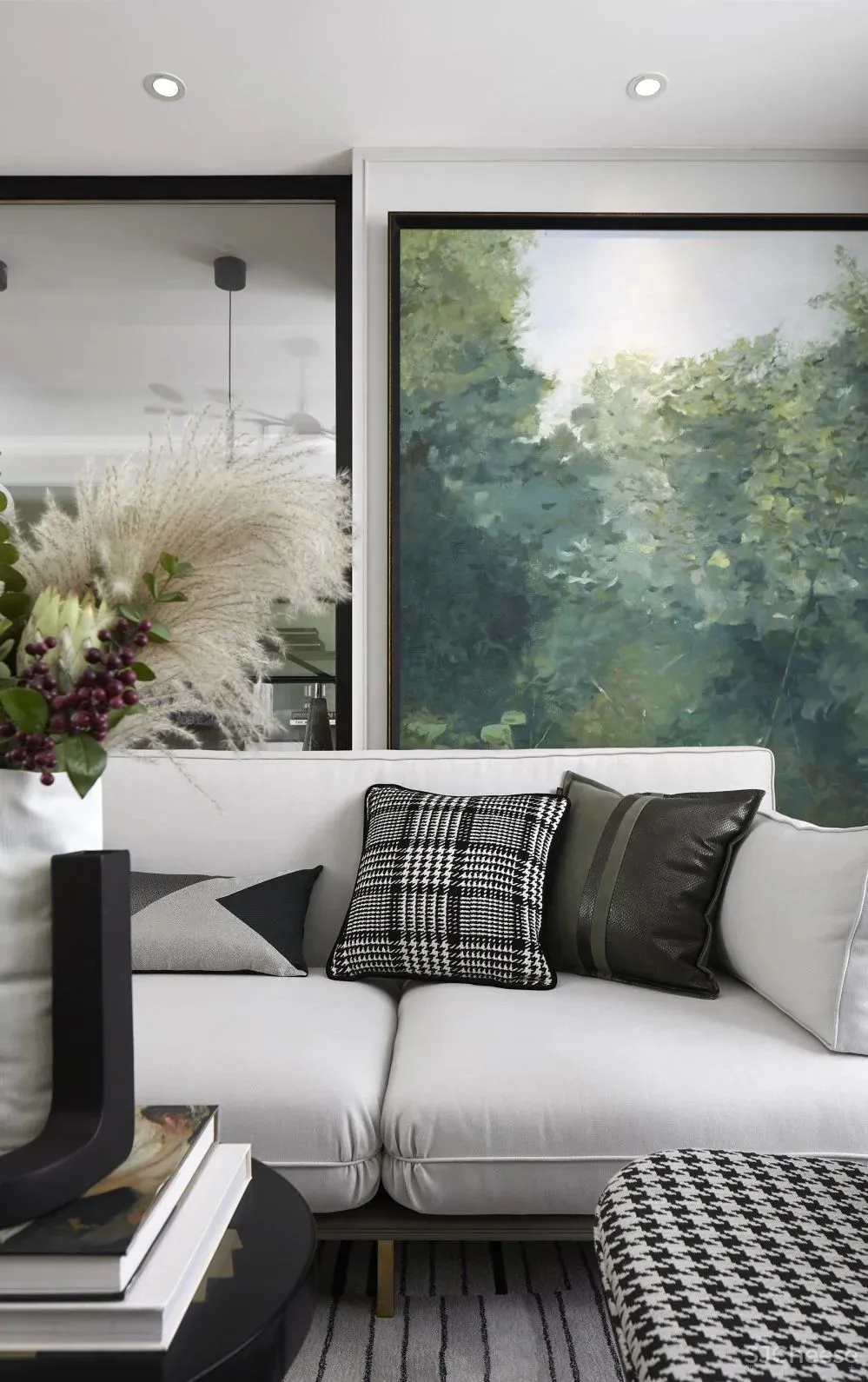 地产“降本增效”下的低成本样板间尝试丨上海岳蒙