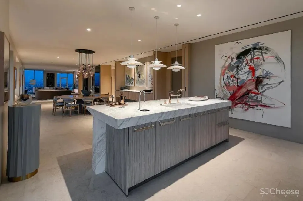 比北上广还便宜!140亿打造的大平层公寓楼,750㎡一套仅卖1800万起?